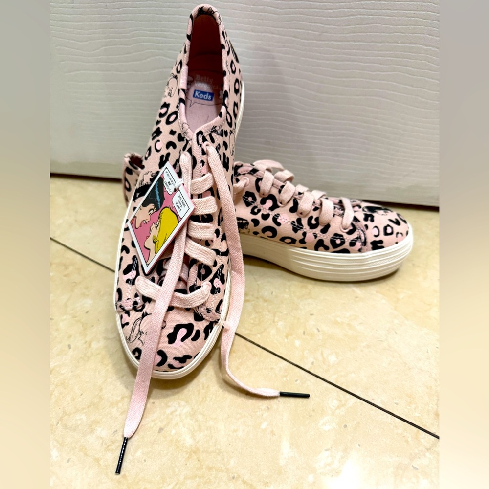 NWT Keds Betty and Veronica tennis shoes size 6.5